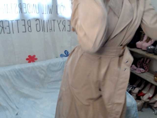 Zarenah's BongaCams show and profile