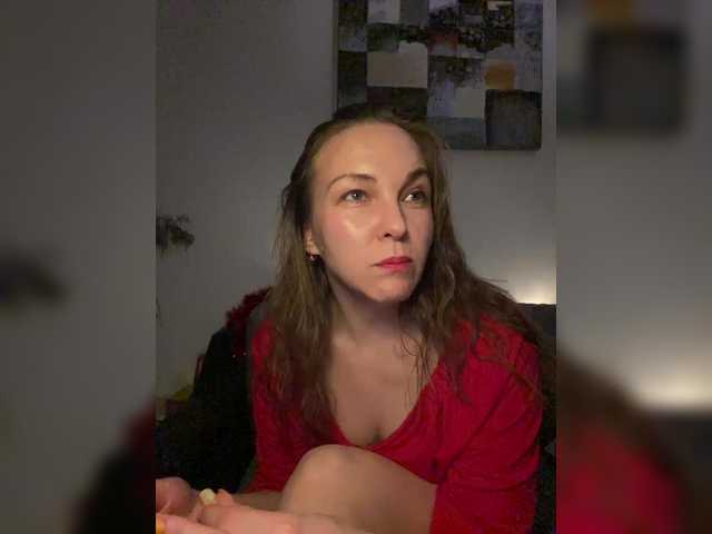 Alisasqrl's BongaCams show and profile