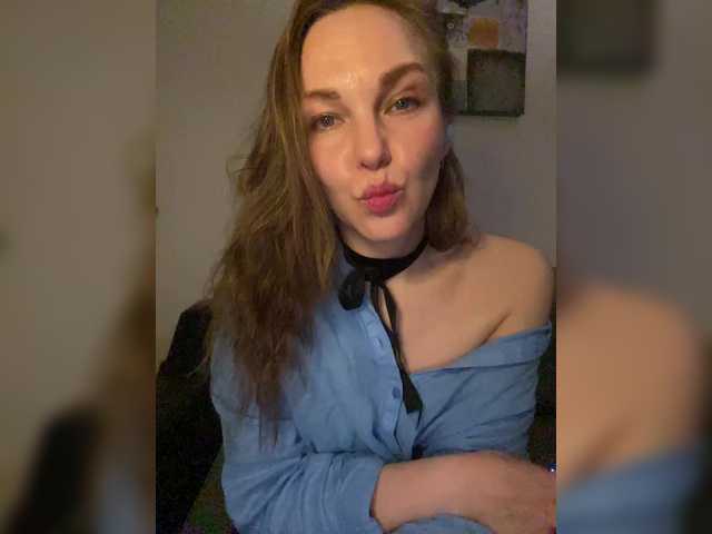 Alisasqrl from BongaCams is Freechat