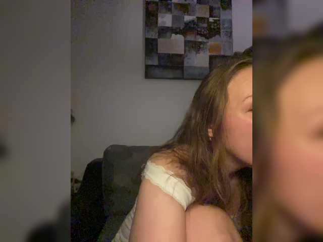 Alisasqrl's BongaCams show and profile