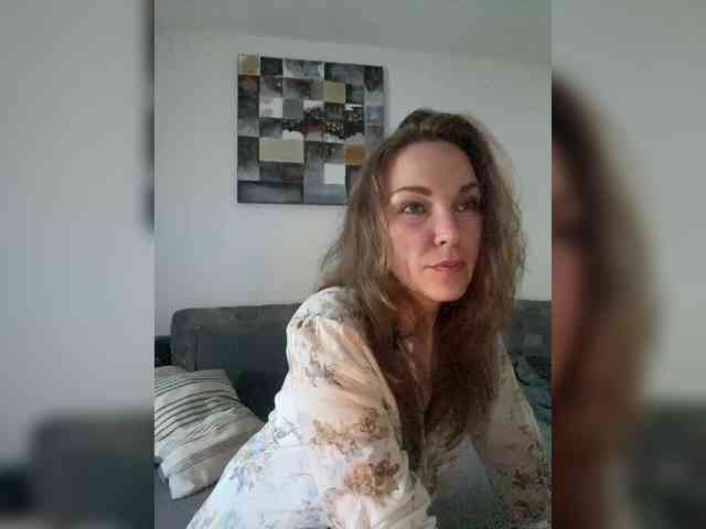 Alisasqrl Live Webcam on BongaCams