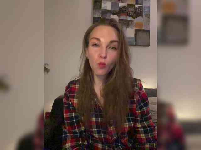 Alisasqrl Live Webcam on BongaCams