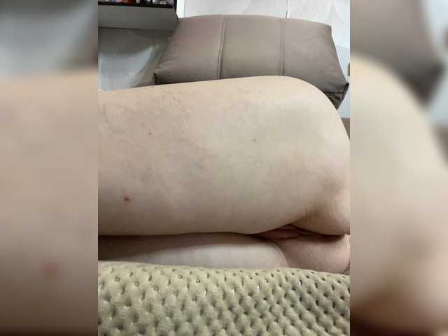 Sexi45's BongaCams show and profile