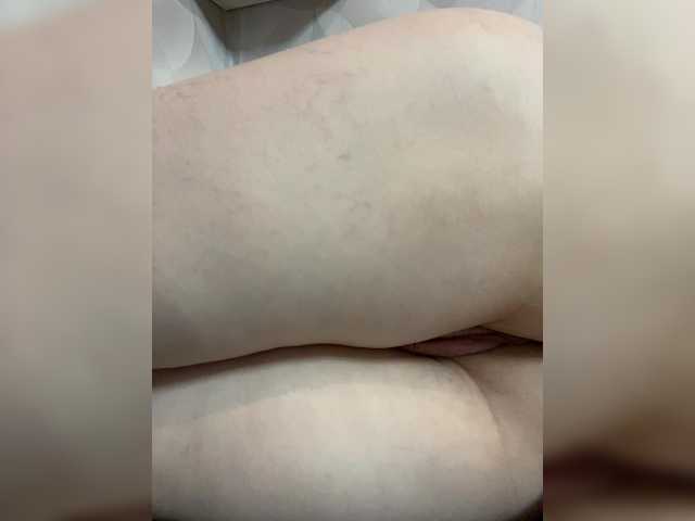 Sexi45's BongaCams show and profile