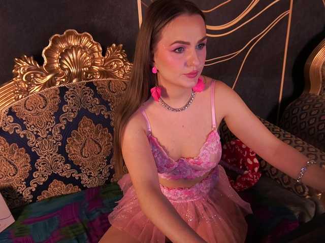 VeronikaNew's BongaCams show and profile