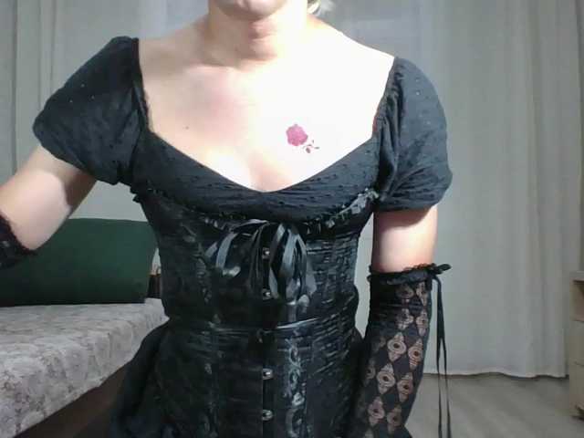 HolyHoleGirl