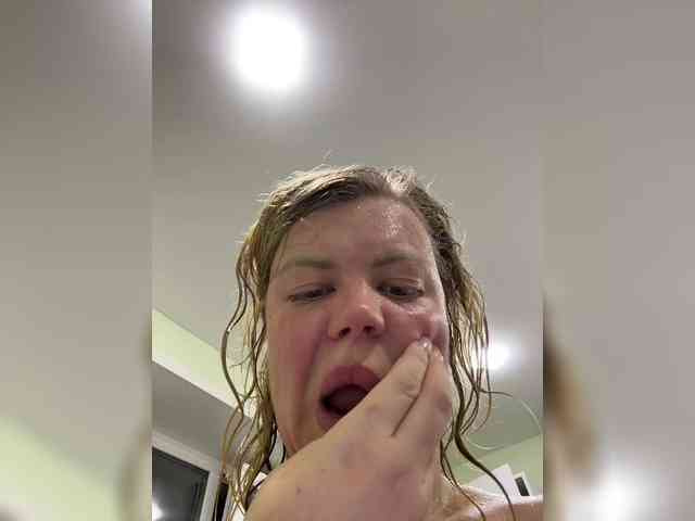 LoveMarin webcam