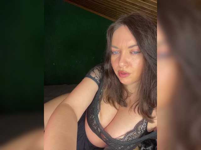 Vishenkakiss's BongaCams show and profile