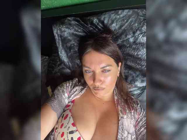 Vishenkakiss Live Webcam on BongaCams