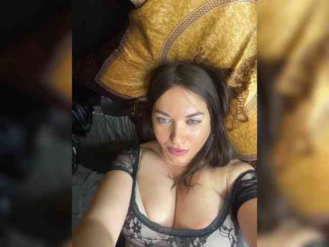 Vishenkakiss Live Webcam on BongaCams