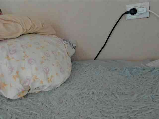 curvyana webcam