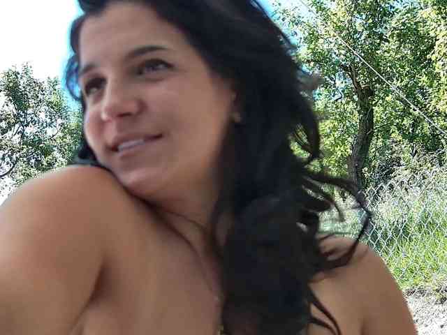 curvyana webcam
