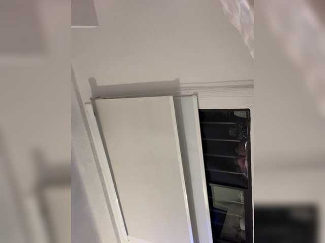 SallyeLeins live cam