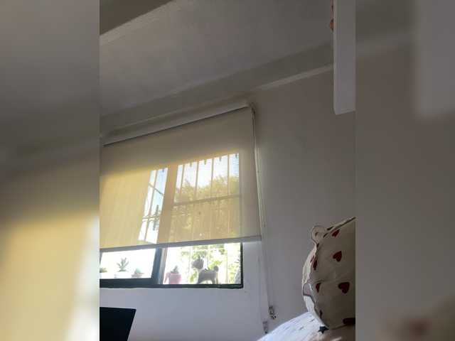 SallyeLeins's BongaCams show and profile