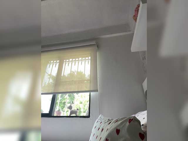 SallyeLeins's BongaCams show and profile