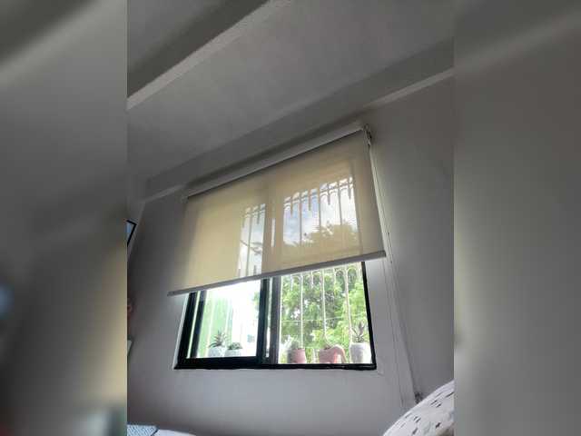 go to chat with SallyeLeins