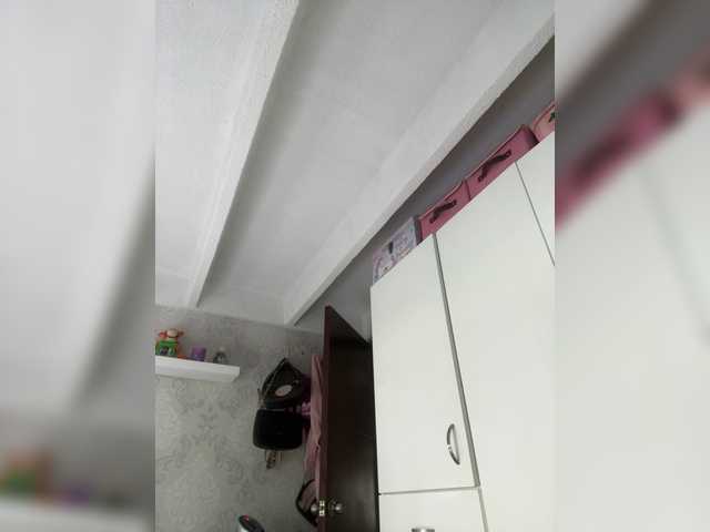 SallyeLeins from BongaCams