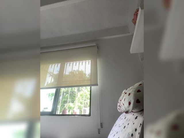 SallyeLeins's BongaCams show and profile