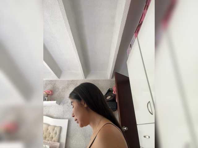 SallyeLeins from BongaCams