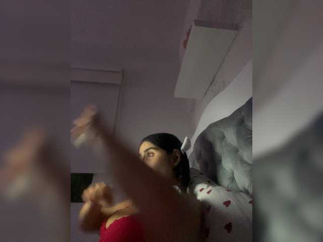 SallyeLeins's BongaCams show and profile