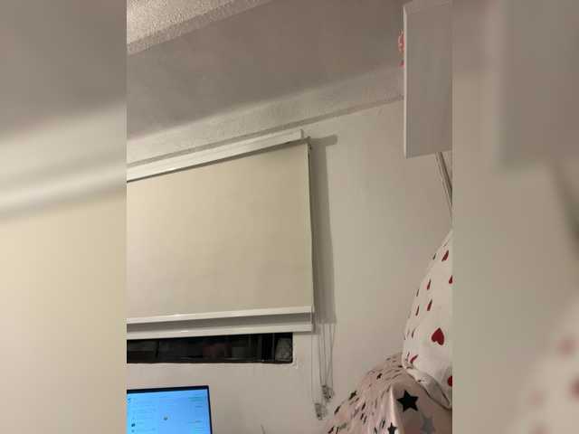 SallyeLeins's BongaCams show and profile