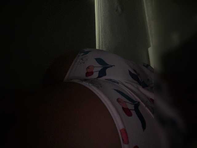 SallyeLeins's BongaCams show and profile