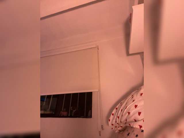 SallyeLeins's BongaCams show and profile