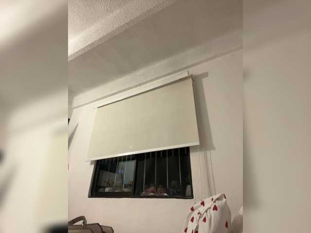  SallyeLeins chat room