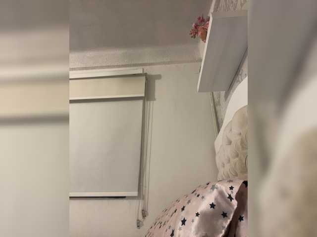 SallyeLeins's BongaCams show and profile