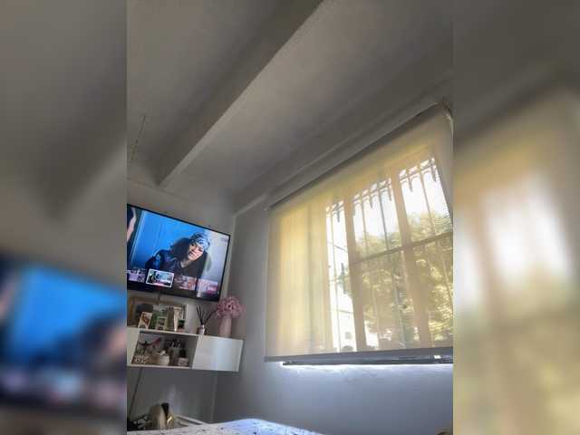  SallyeLeins chat room