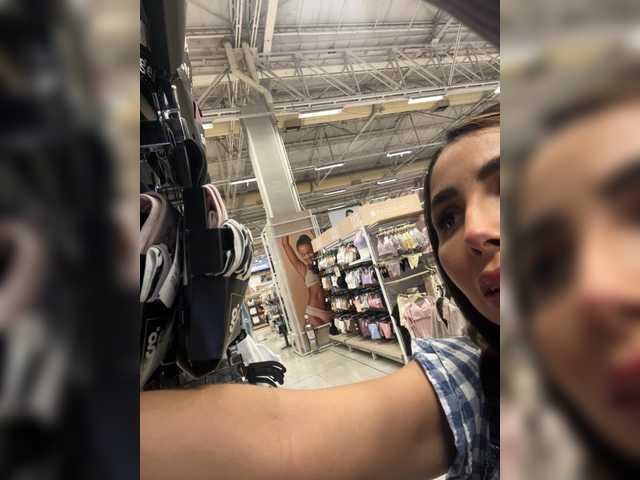 go to chat with SallyeLeins