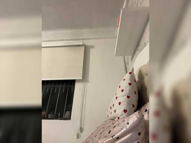 SallyeLeins's BongaCams show and profile