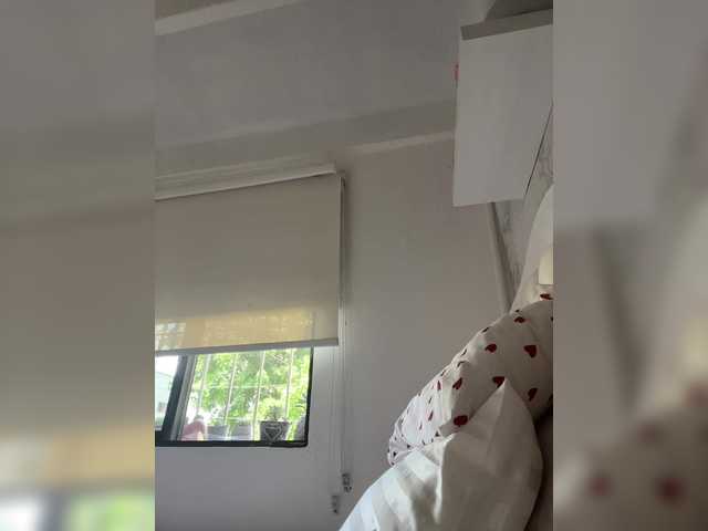 SallyeLeins's BongaCams show and profile