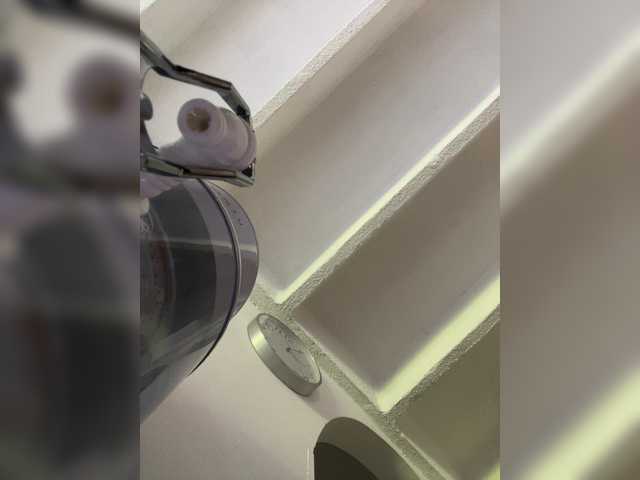 SallyeLeins's BongaCams show and profile