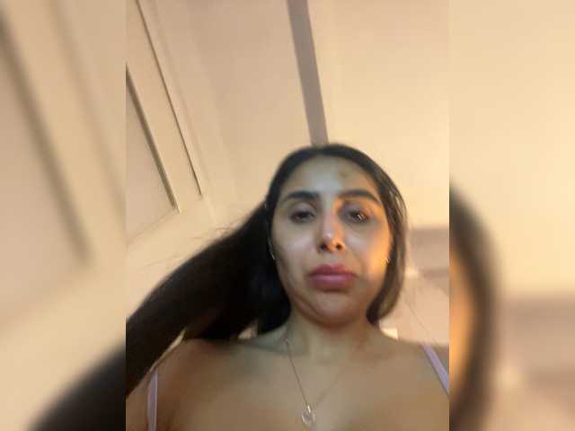 SallyeLeins's BongaCams profile
