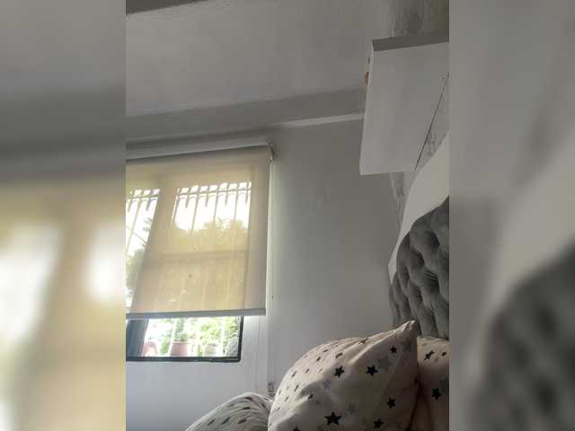 SallyeLeins's BongaCams show and profile