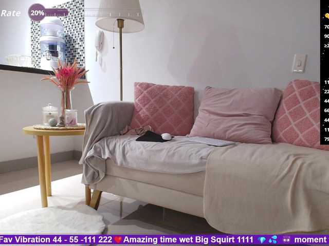  SallyeLeins chat room