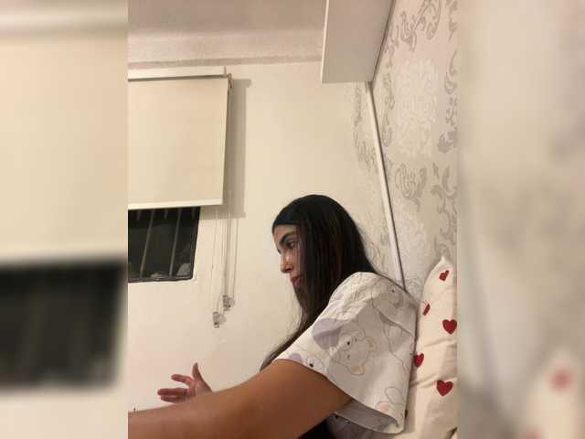 SallyeLeins's BongaCams show and profile