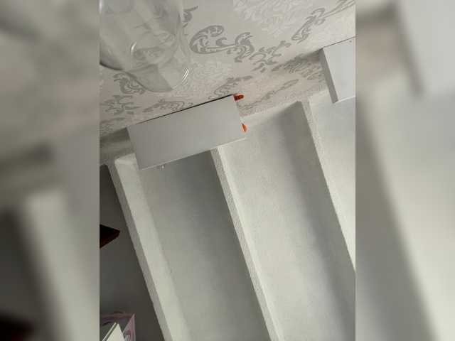 SallyeLeins's BongaCams show and profile