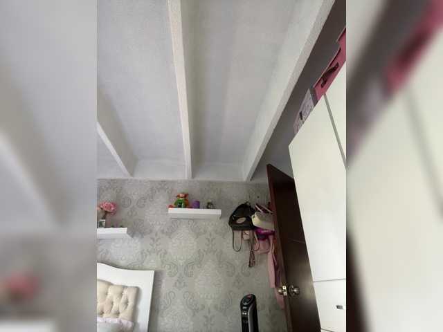 SallyeLeins from BongaCams