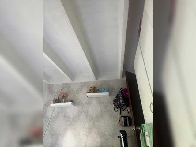 SallyeLeins's BongaCams show and profile