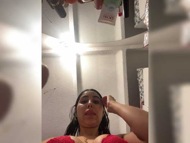 SallyeLeins's BongaCams show and profile