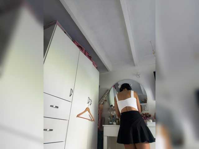 SallyeLeins's BongaCams show and profile