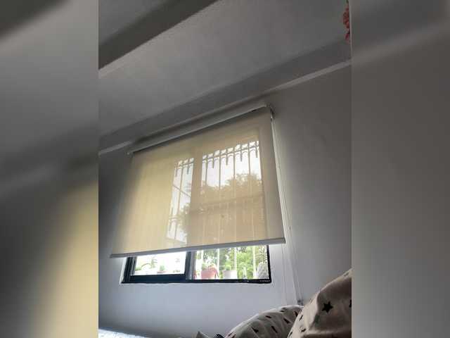 SallyeLeins's BongaCams show and profile