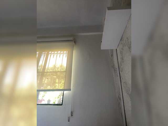 SallyeLeins's BongaCams show and profile