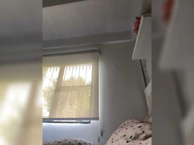 SallyeLeins's BongaCams show and profile