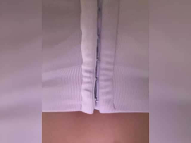 SallyeLeins's BongaCams show and profile