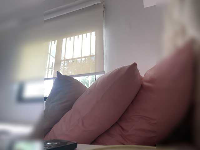 go to chat with SallyeLeins