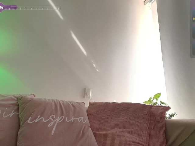 Admire SallyeLeins, she wants to masturbate for you SallyeLeins from BongaCams