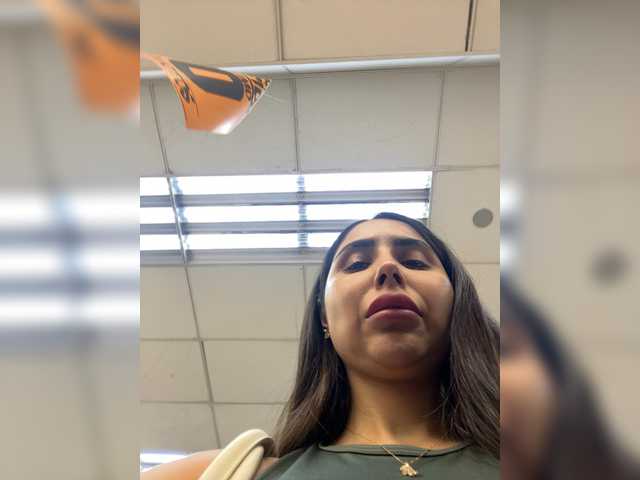 SallyeLeins's BongaCams show and profile